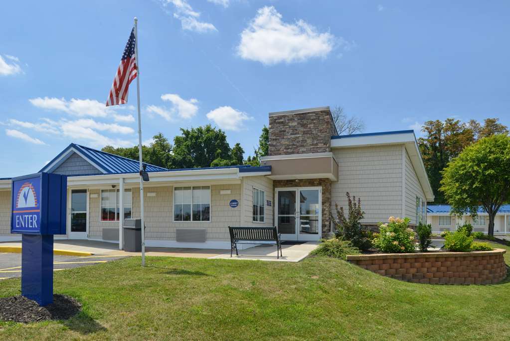 Americas Best Value Inn & Suites St Clairsville Wheeling St. Clairsville Εξωτερικό φωτογραφία