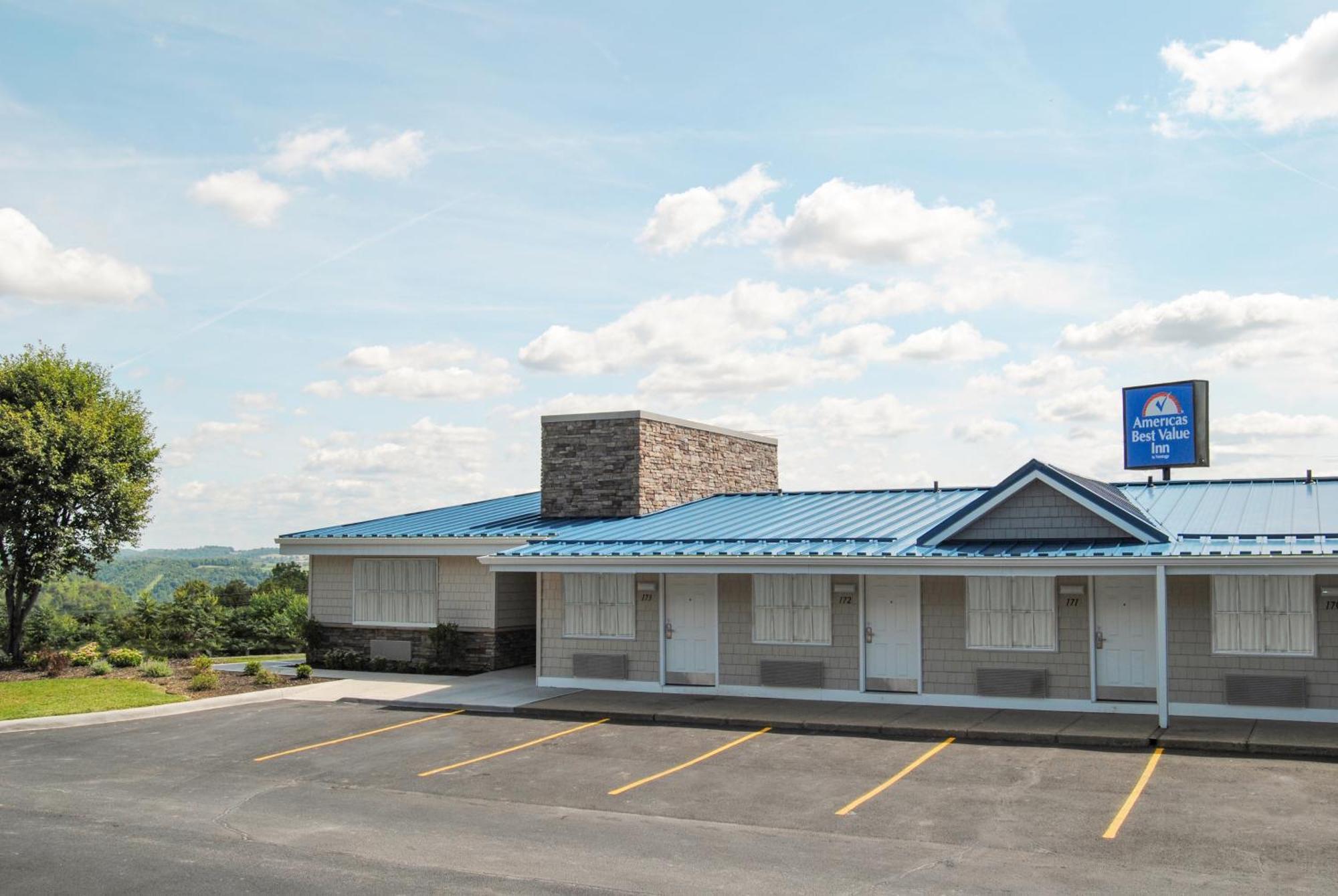Americas Best Value Inn & Suites St Clairsville Wheeling St. Clairsville Εξωτερικό φωτογραφία