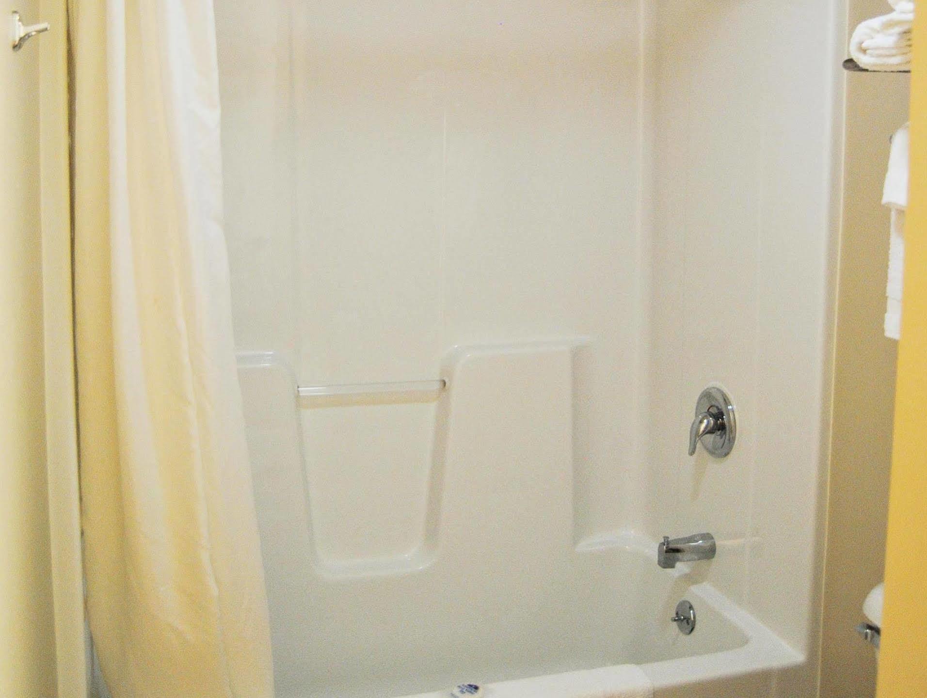 Americas Best Value Inn & Suites St Clairsville Wheeling St. Clairsville Εξωτερικό φωτογραφία